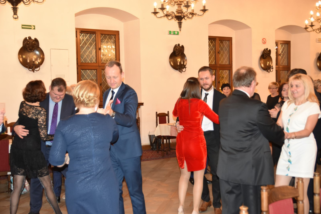 Bal Charytatywny TRZB i PCK [fotorelacja]