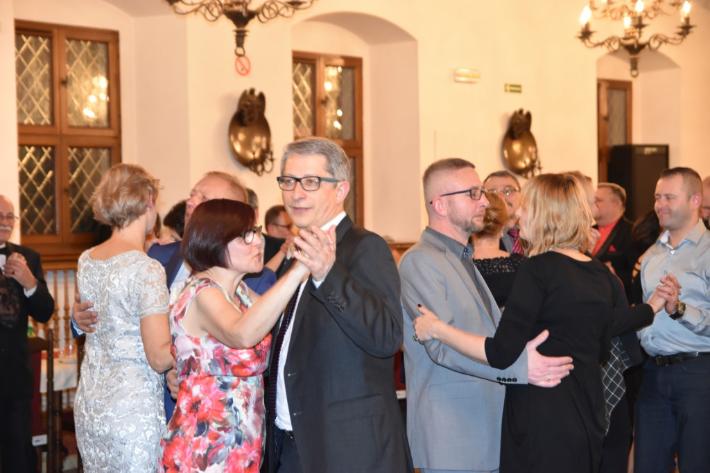 Bal Charytatywny TRZB i PCK [fotorelacja]