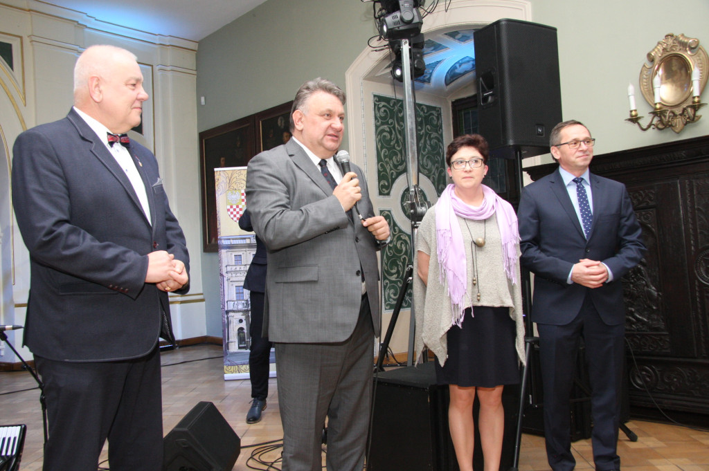 Amory w zamkowych salach. Muzycznie o miłości i Świętym Walentym