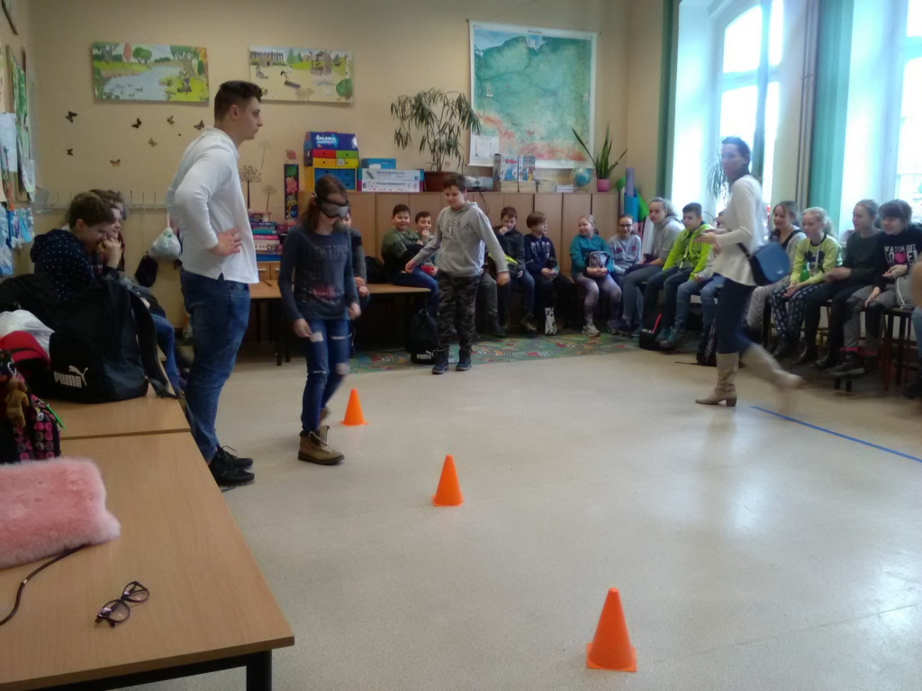 Dzień z Akademią Bezpieczeństwa w Publicznej Szkole Podstawowej nr 3 w Brzegu