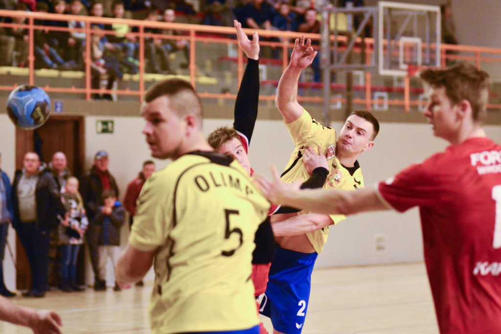 Waleczne serca grodkowian. Forza na deskach