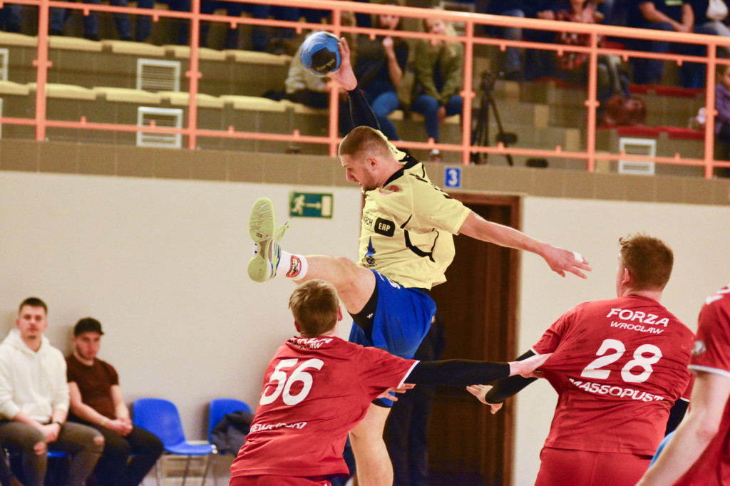 Waleczne serca grodkowian. Forza na deskach