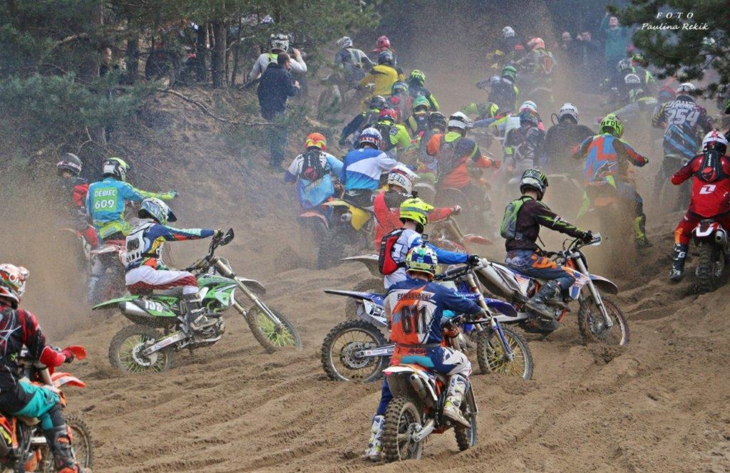 Motorowy początek sezonu - AMK Grodków