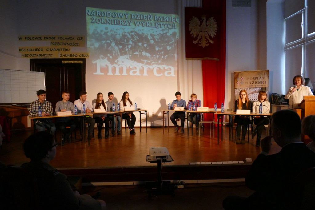 Aktywność kulturalna i patriotyczna młodego pokolenia