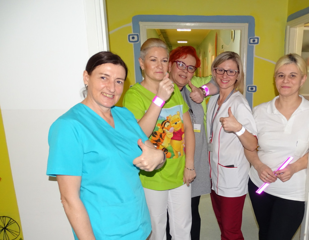 Policjanci i strażacy oddali 10 litrów krwi w ramach akcji `spoKREWnieni służbą