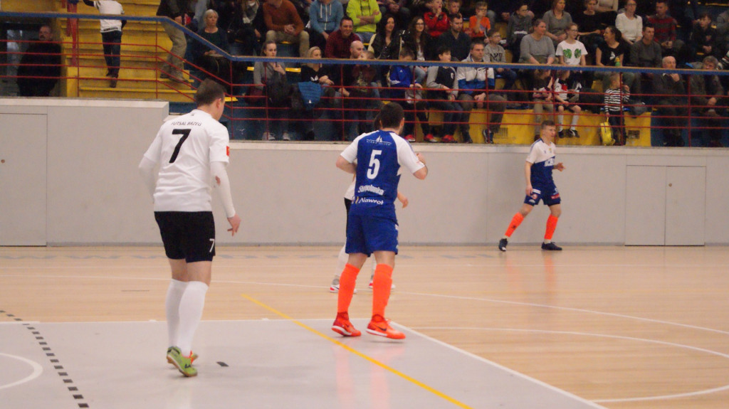 Zwycięstwo Gredaru po niezwykłym widowisku [fotorelacja]