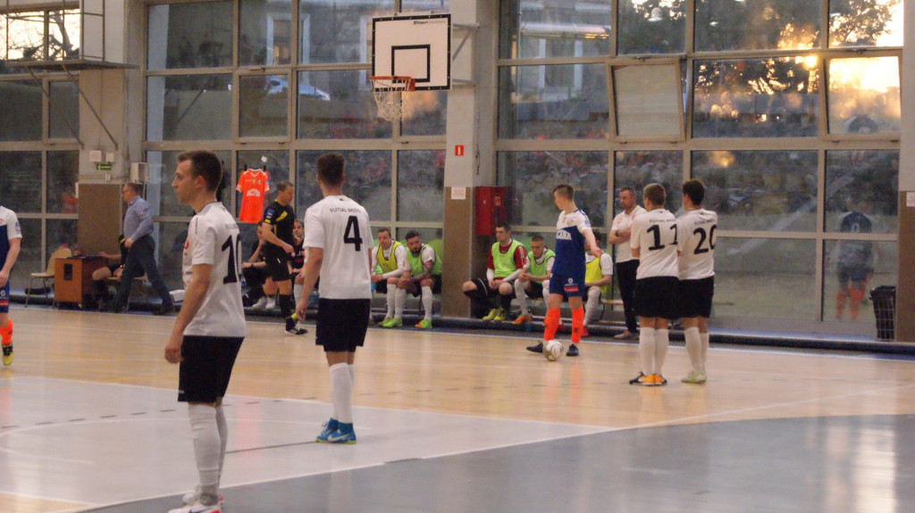 Zwycięstwo Gredaru po niezwykłym widowisku [fotorelacja]