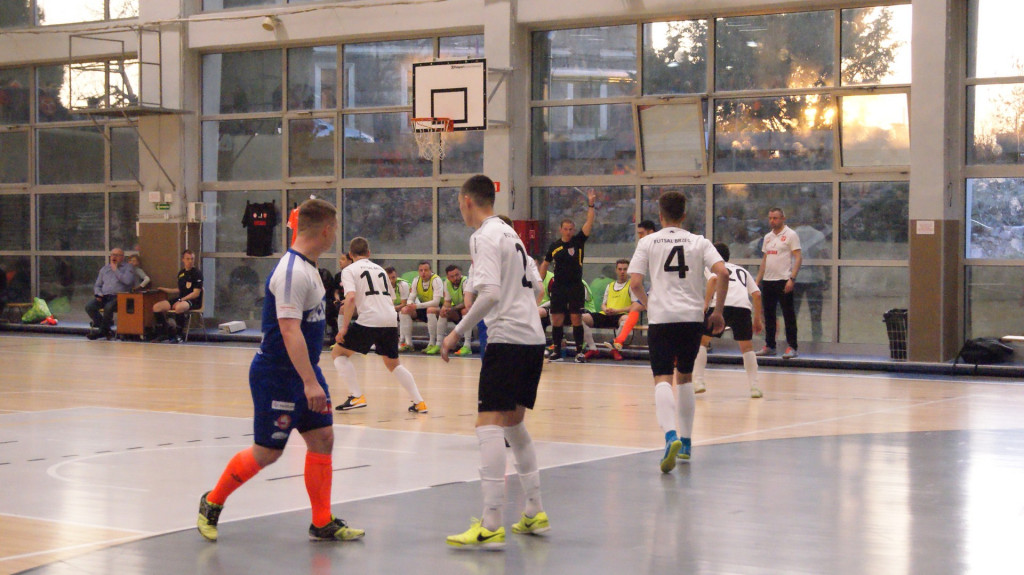 Zwycięstwo Gredaru po niezwykłym widowisku [fotorelacja]