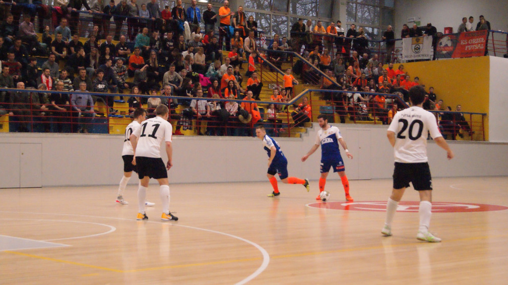 Zwycięstwo Gredaru po niezwykłym widowisku [fotorelacja]