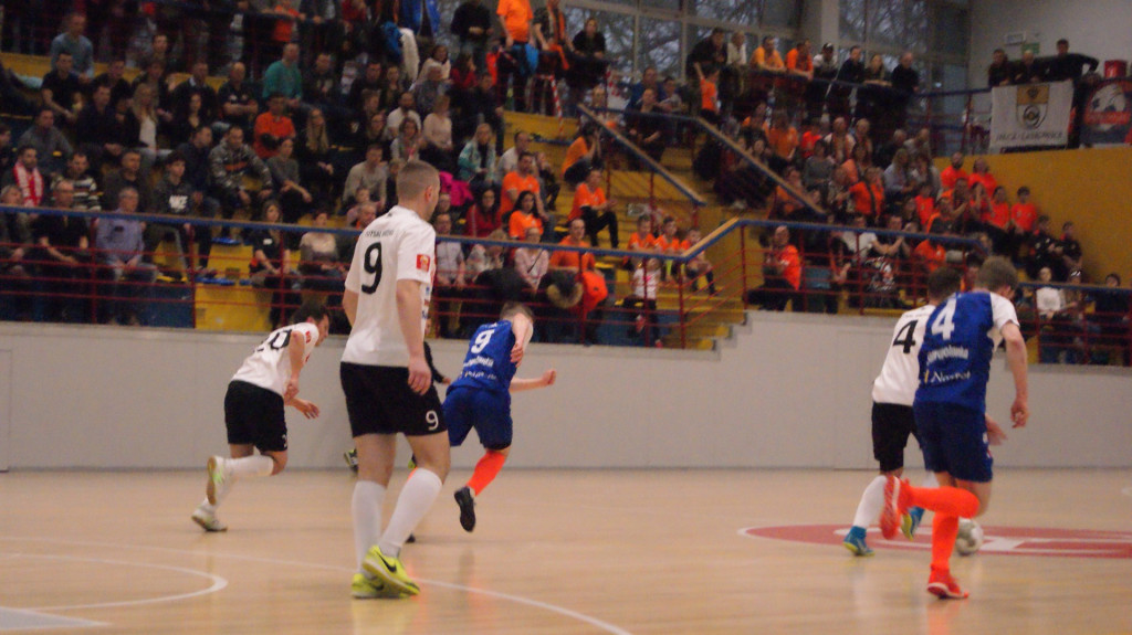 Zwycięstwo Gredaru po niezwykłym widowisku [fotorelacja]