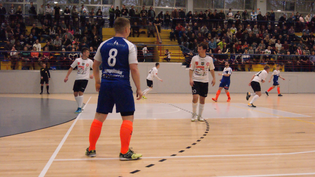 Zwycięstwo Gredaru po niezwykłym widowisku [fotorelacja]