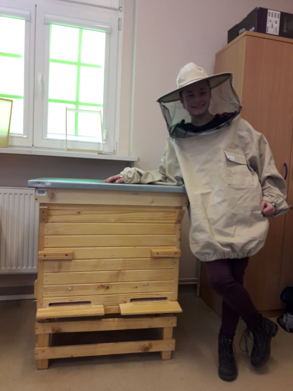 Siódmoklasiści z Ósemki w pracowniach eksperymentalnych