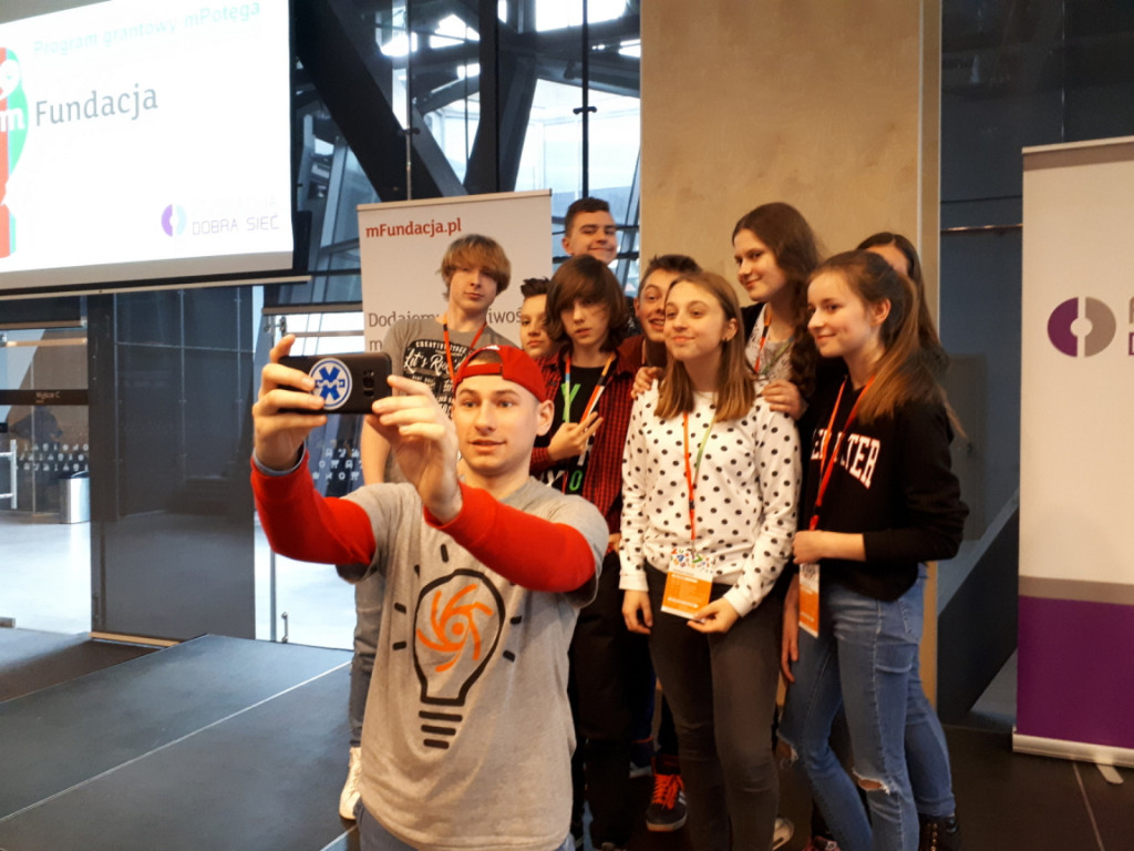 Uczniowie Szkoły Podstawowej w Lewinie Brzeskim pobili Rekord Guinnessa!