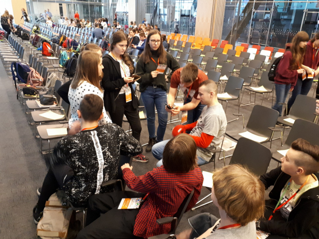 Uczniowie Szkoły Podstawowej w Lewinie Brzeskim pobili Rekord Guinnessa!