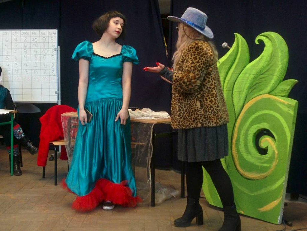 Festiwal Krzywych Bajek w Ekonomiku