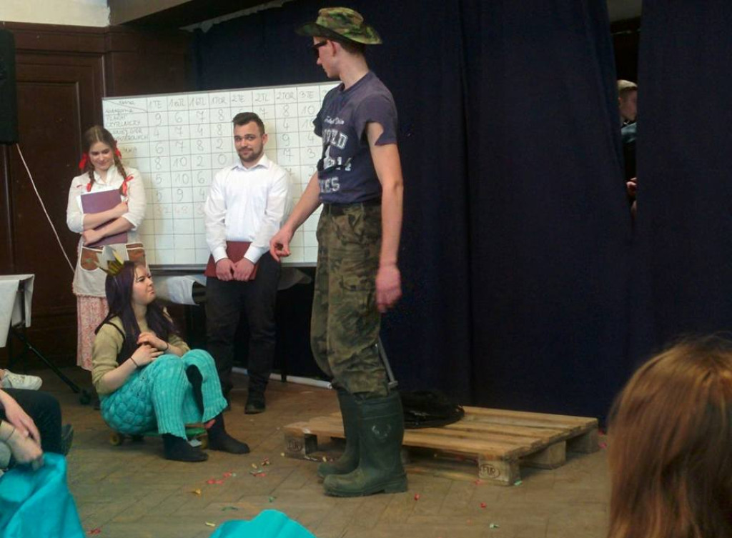 Festiwal Krzywych Bajek w Ekonomiku