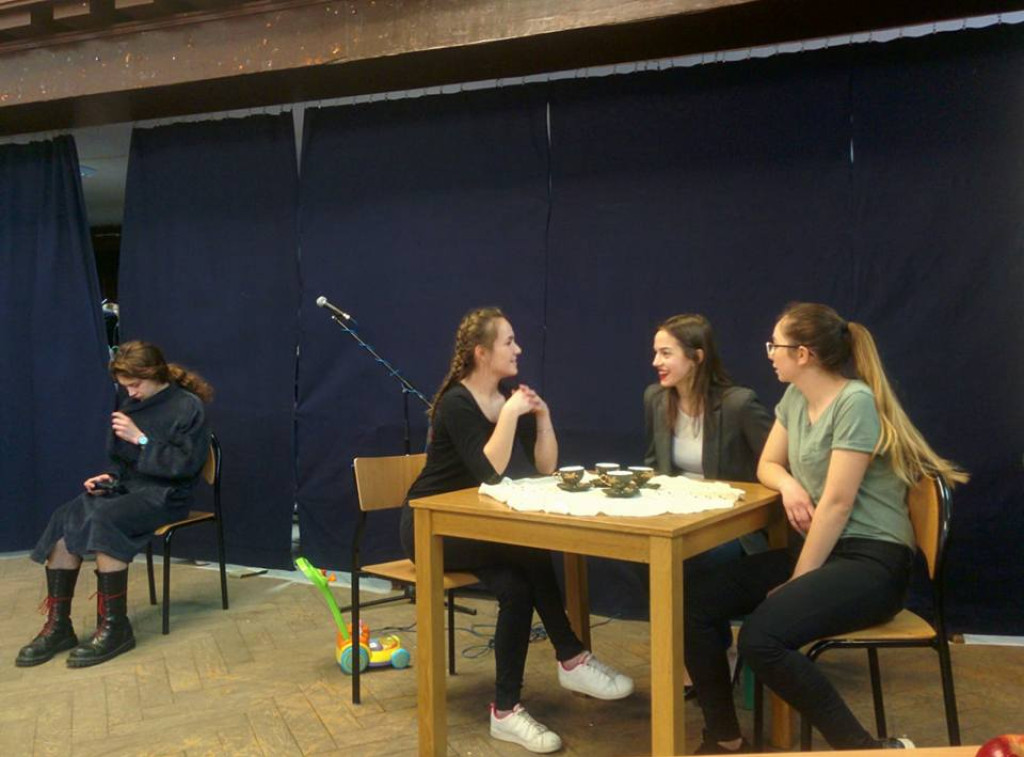 Festiwal Krzywych Bajek w Ekonomiku