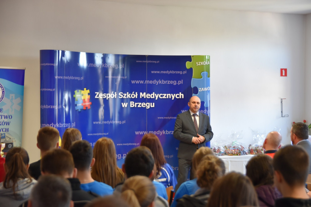 III Mistrzostwa pierwszej pomocy o puchar dyrektora ZSM w Brzegu