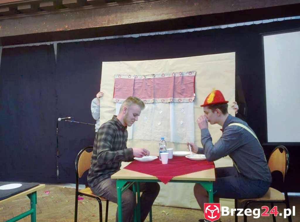 Festiwal Krzywych Bajek w Ekonomiku