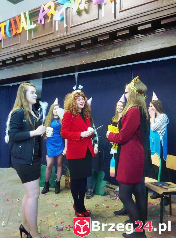 Festiwal Krzywych Bajek w Ekonomiku