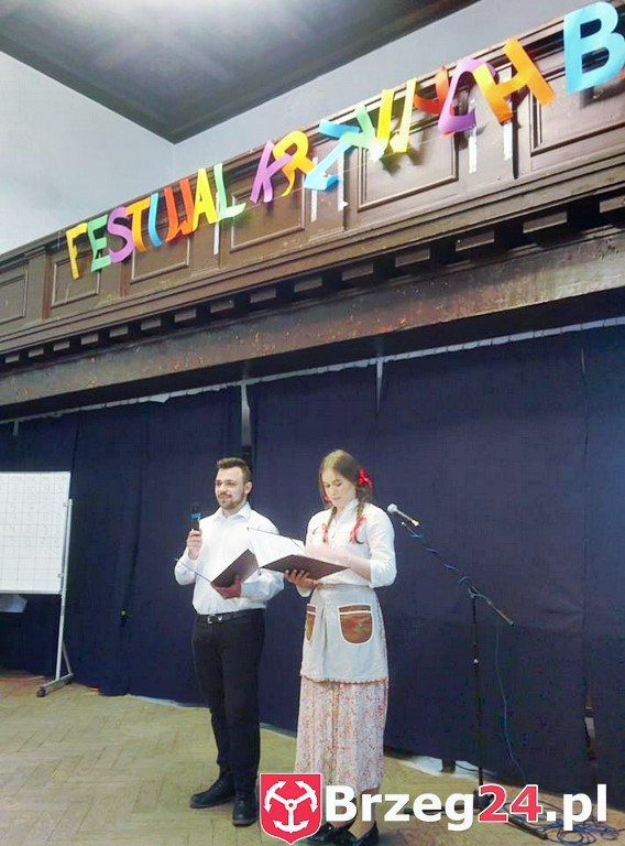 Festiwal Krzywych Bajek w Ekonomiku