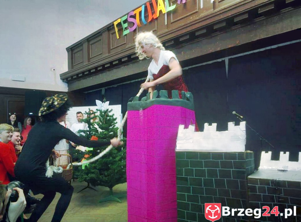 Festiwal Krzywych Bajek w Ekonomiku