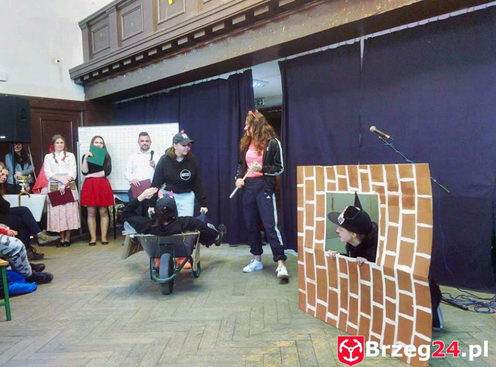 Festiwal Krzywych Bajek w Ekonomiku