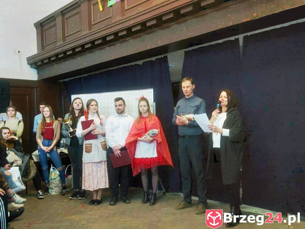 Festiwal Krzywych Bajek w Ekonomiku