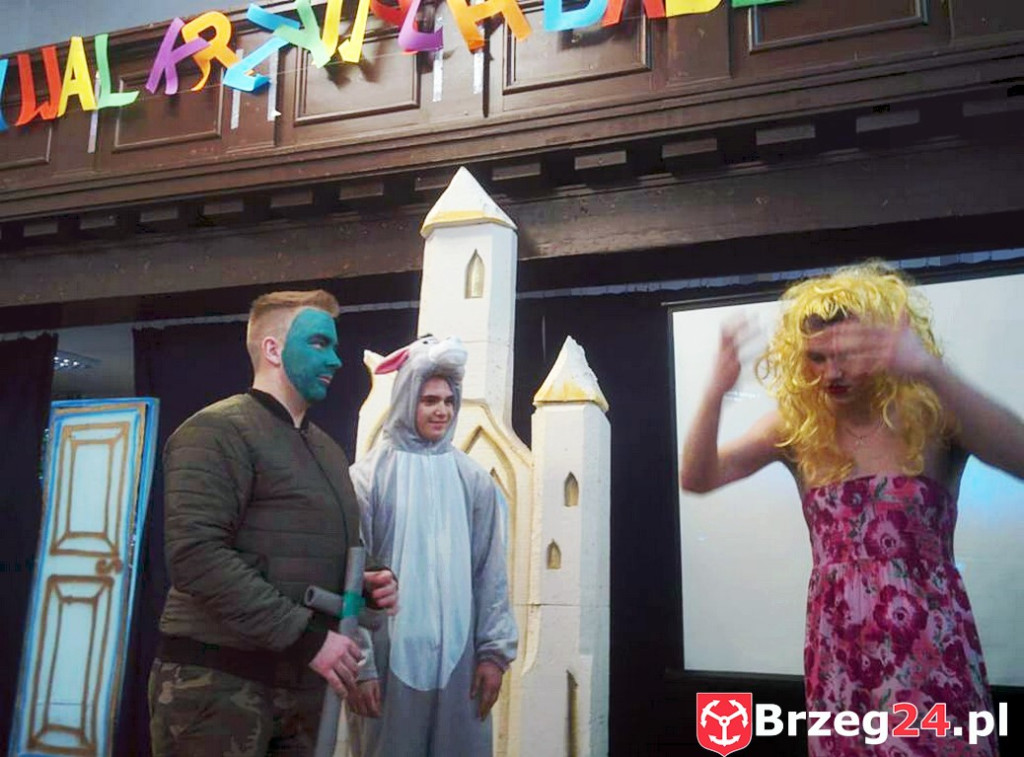 Festiwal Krzywych Bajek w Ekonomiku