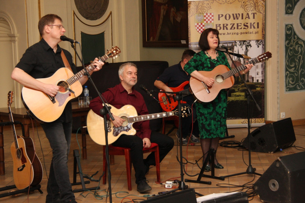 Koncert grupy muzycznej 