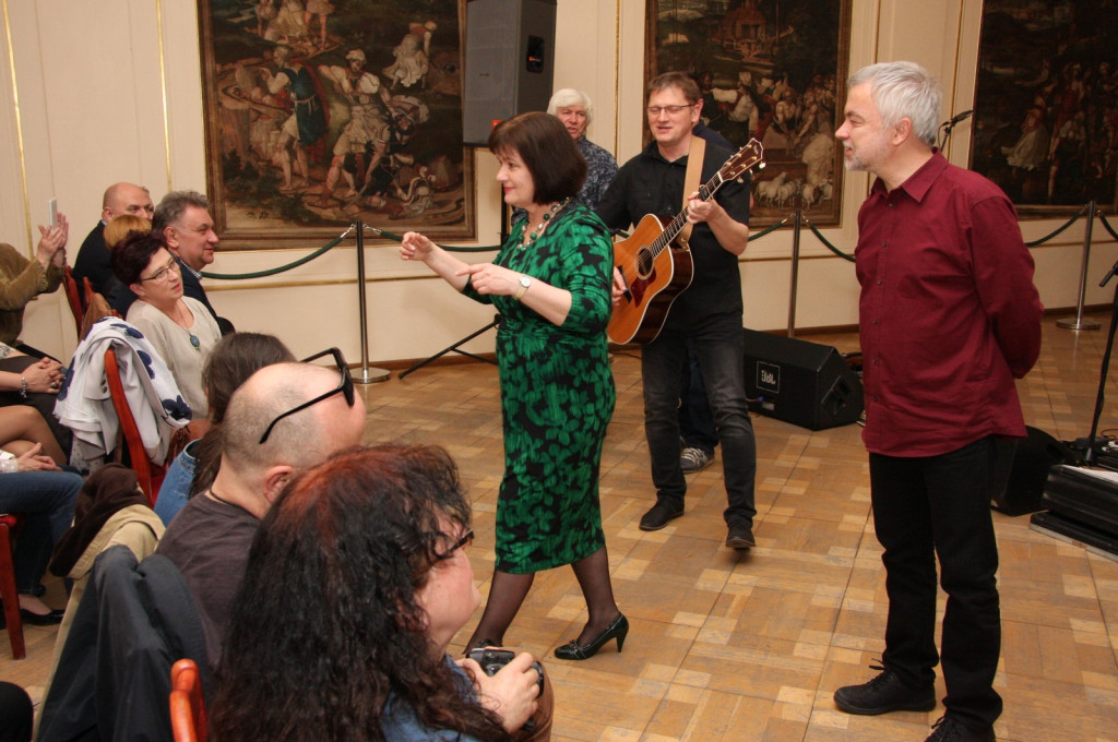 Koncert grupy muzycznej 