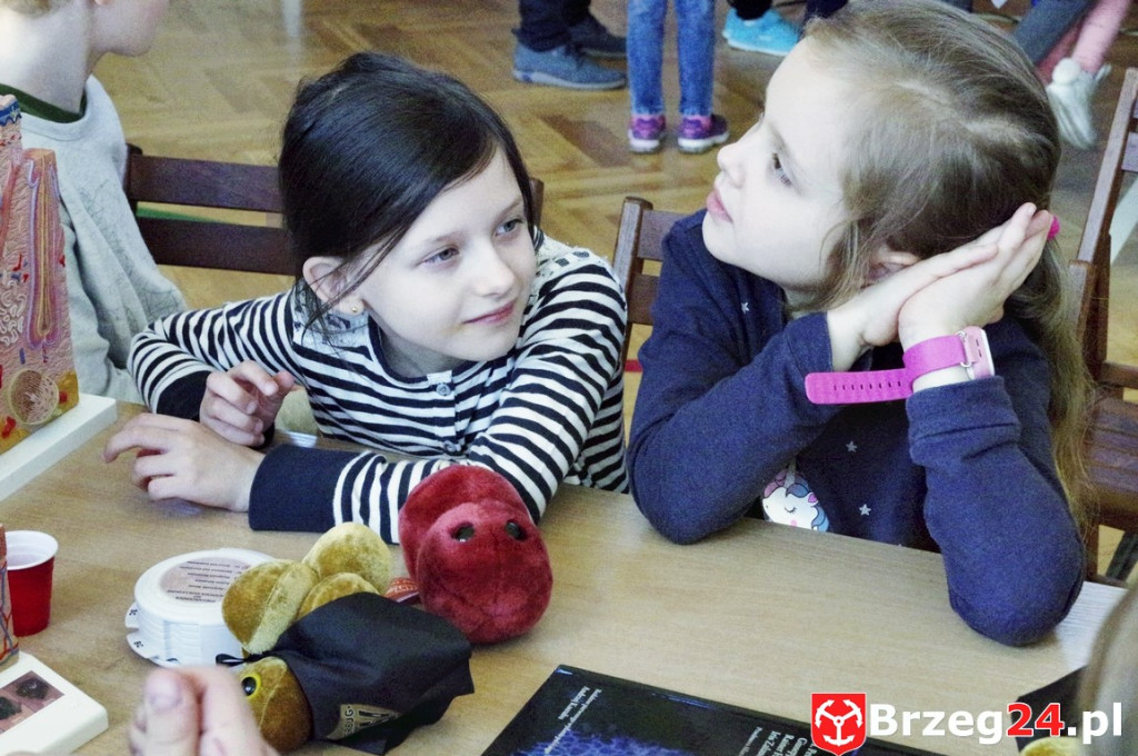 I ty możesz zostać naukowcem - Ósemka eksperymentuje!