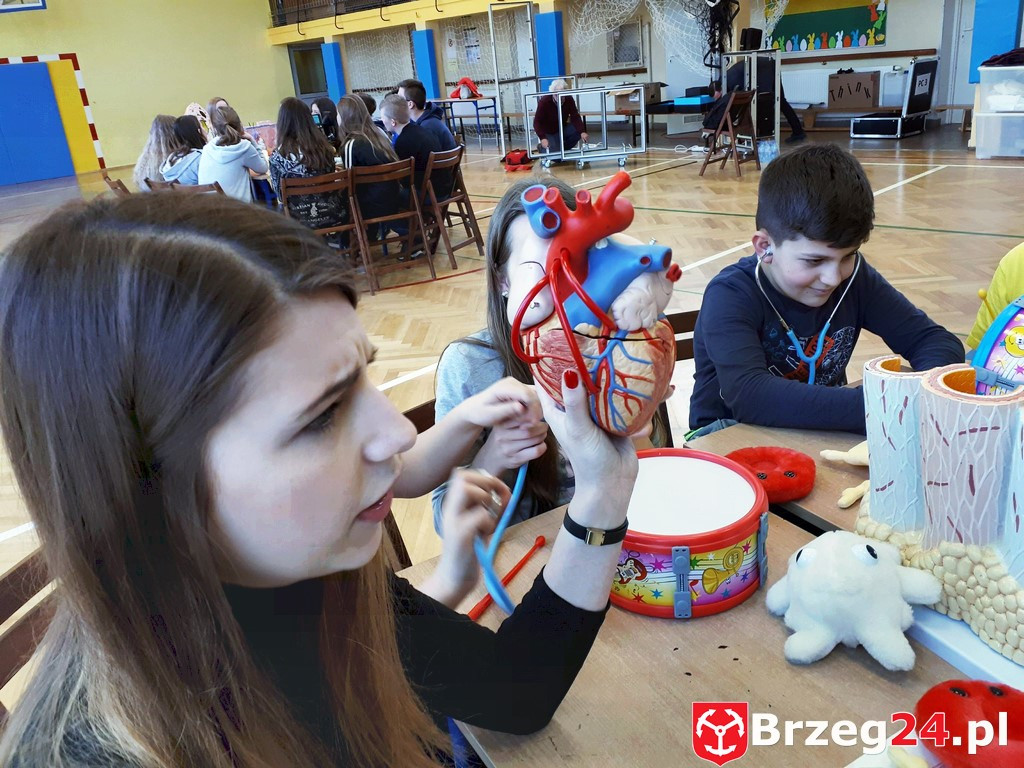 I ty możesz zostać naukowcem - Ósemka eksperymentuje!