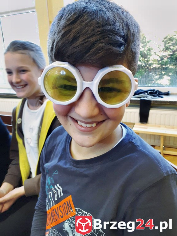 I ty możesz zostać naukowcem - Ósemka eksperymentuje!