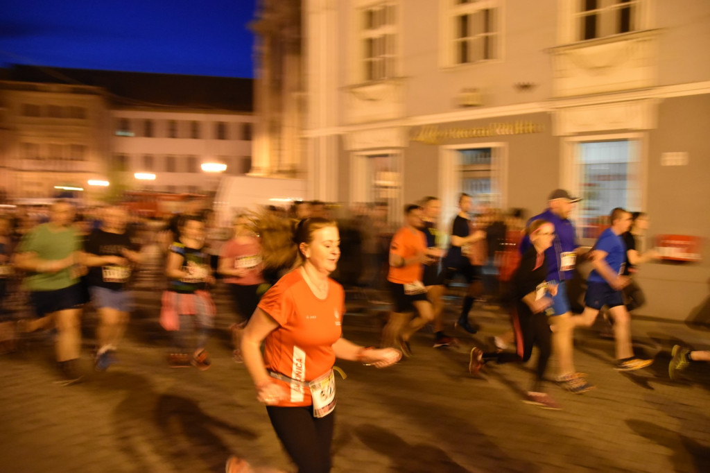 Kamil Karbowiak zwycięzcą Electrolux 3. Nocnej Dychy! [fotorelacja]