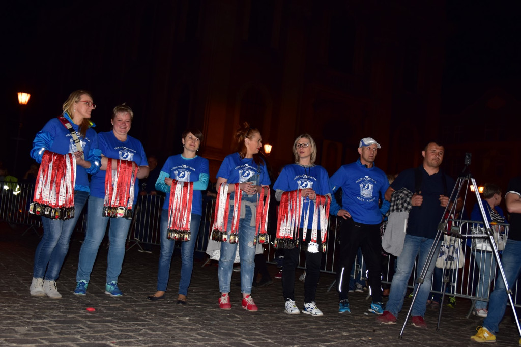 Kamil Karbowiak zwycięzcą Electrolux 3. Nocnej Dychy! [fotorelacja]