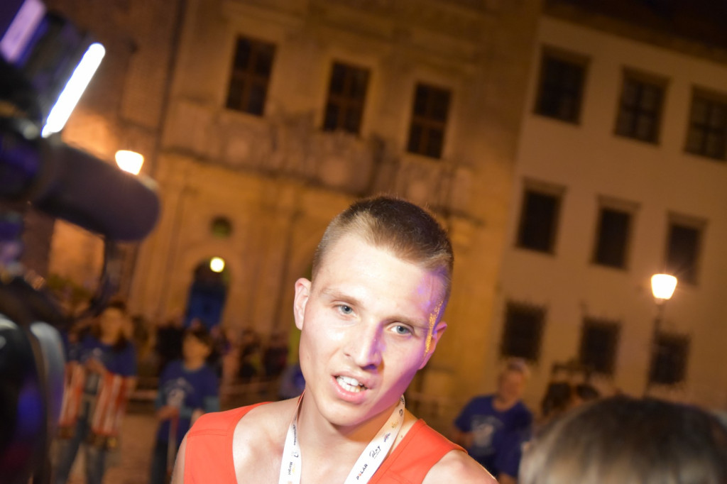 Kamil Karbowiak zwycięzcą Electrolux 3. Nocnej Dychy! [fotorelacja]