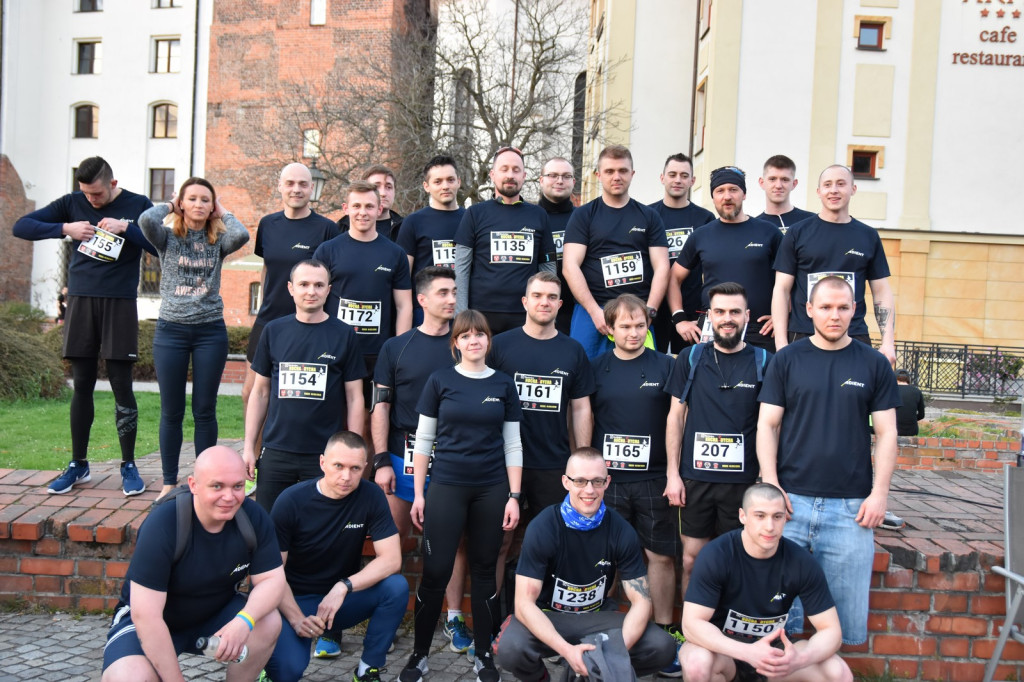 Kamil Karbowiak zwycięzcą Electrolux 3. Nocnej Dychy! [fotorelacja]