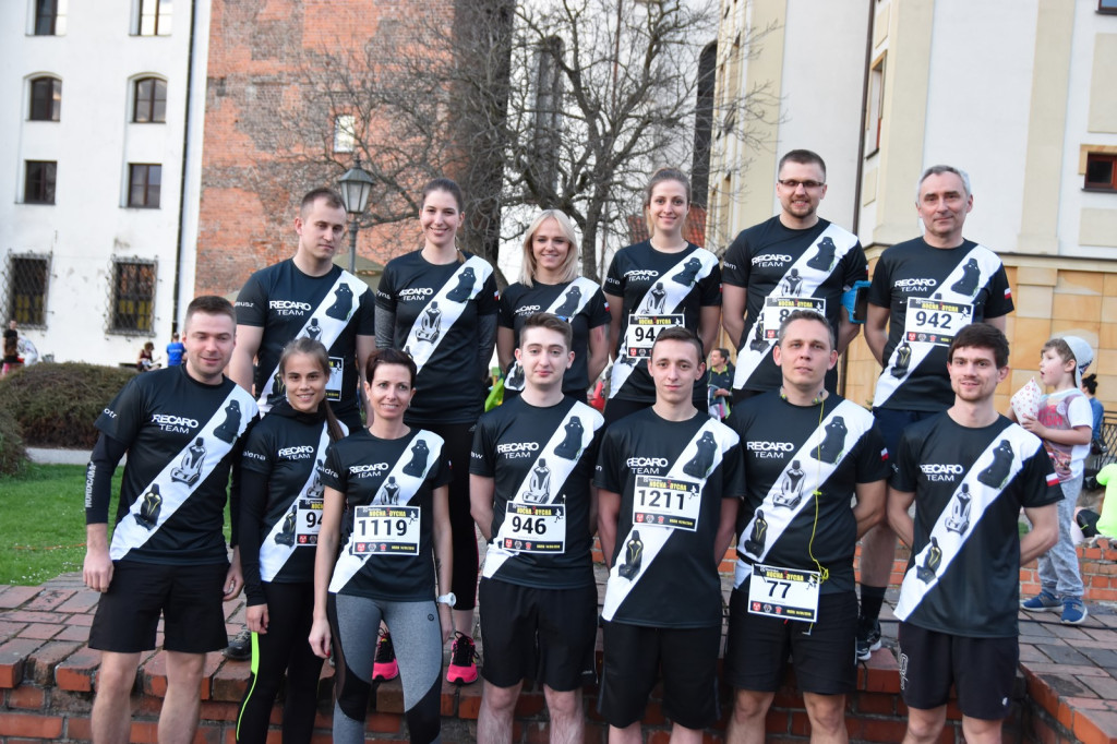 Kamil Karbowiak zwycięzcą Electrolux 3. Nocnej Dychy! [fotorelacja]