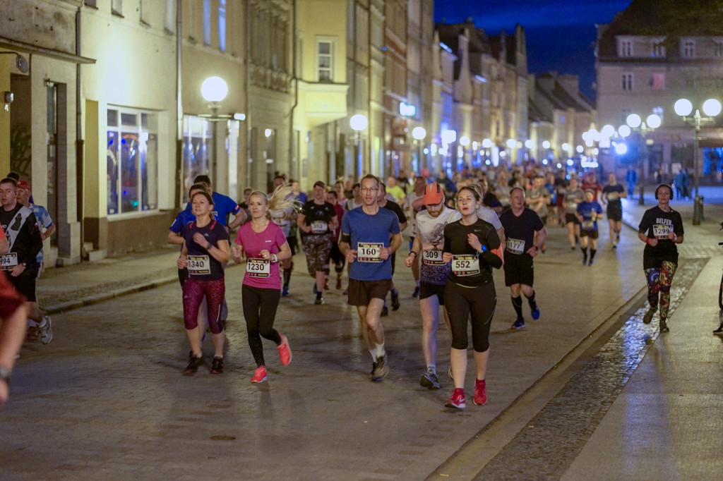 Kamil Karbowiak zwycięzcą Electrolux 3. Nocnej Dychy! [fotorelacja]