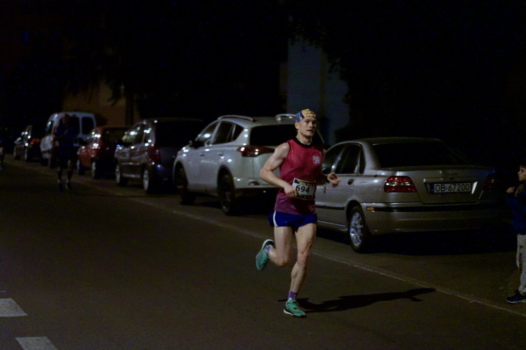 Kamil Karbowiak zwycięzcą Electrolux 3. Nocnej Dychy! [fotorelacja]