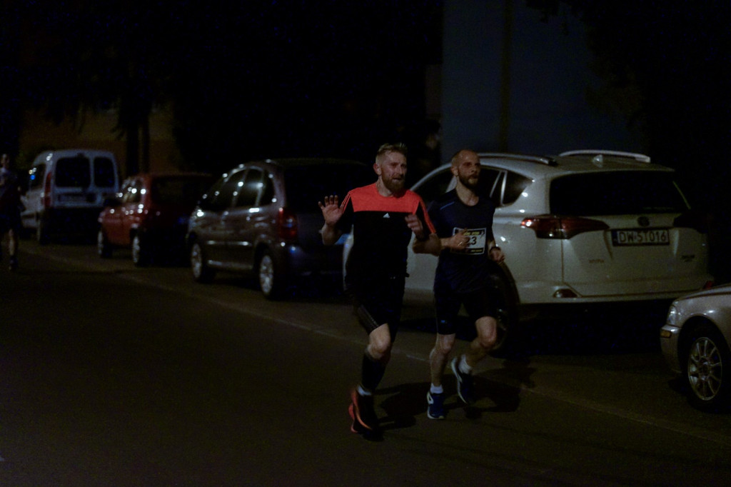 Kamil Karbowiak zwycięzcą Electrolux 3. Nocnej Dychy! [fotorelacja]