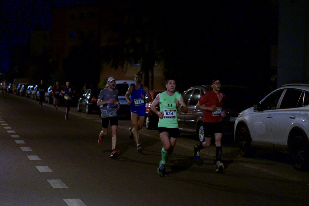 Kamil Karbowiak zwycięzcą Electrolux 3. Nocnej Dychy! [fotorelacja]