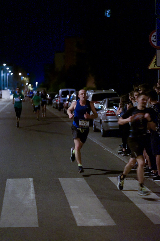 Kamil Karbowiak zwycięzcą Electrolux 3. Nocnej Dychy! [fotorelacja]