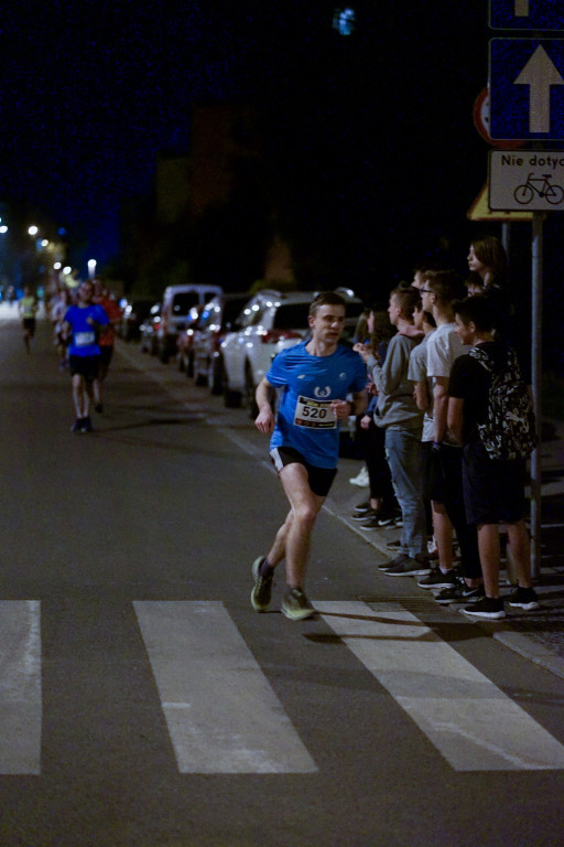 Kamil Karbowiak zwycięzcą Electrolux 3. Nocnej Dychy! [fotorelacja]