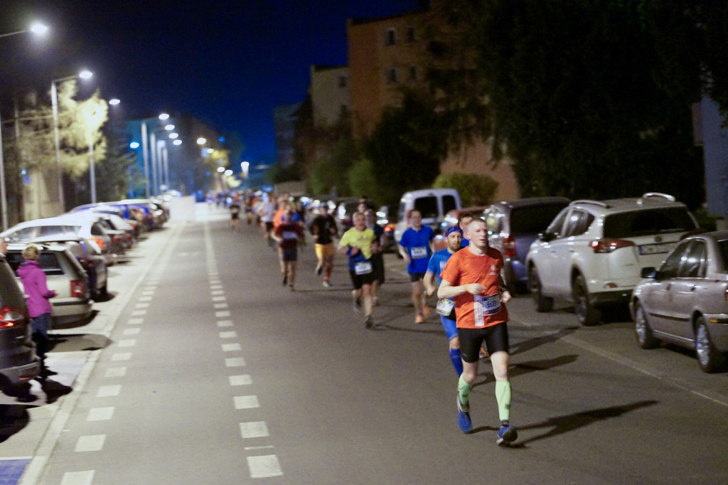 Kamil Karbowiak zwycięzcą Electrolux 3. Nocnej Dychy! [fotorelacja]