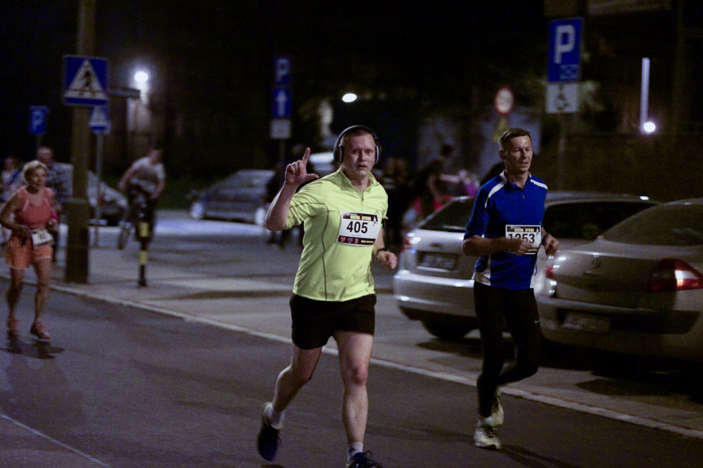 Kamil Karbowiak zwycięzcą Electrolux 3. Nocnej Dychy! [fotorelacja]