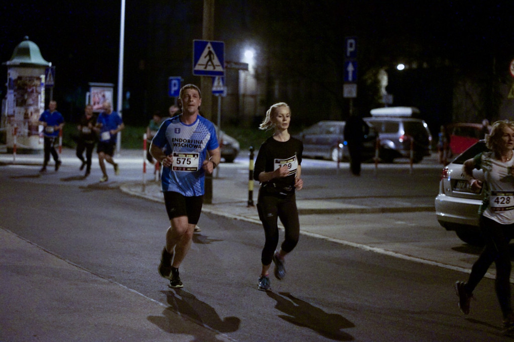 Kamil Karbowiak zwycięzcą Electrolux 3. Nocnej Dychy! [fotorelacja]