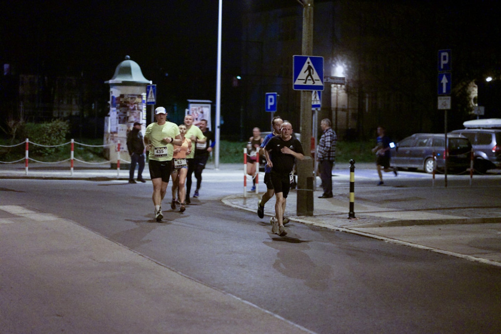 Kamil Karbowiak zwycięzcą Electrolux 3. Nocnej Dychy! [fotorelacja]