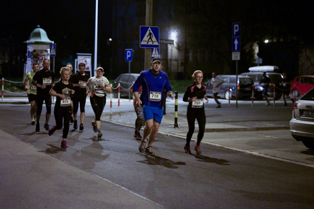 Kamil Karbowiak zwycięzcą Electrolux 3. Nocnej Dychy! [fotorelacja]